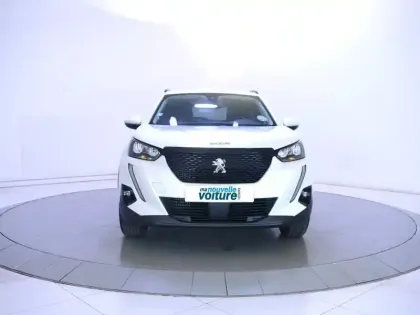 Photo 1 Peugeot 2008  PureTech 130 S&S EAT8