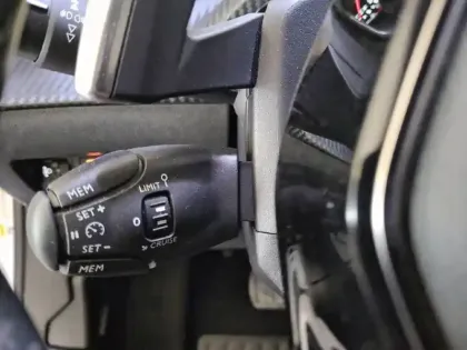 Photo 26 Peugeot 2008  PureTech 130 S&S EAT8