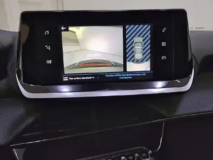 Photo 19 Peugeot 2008  PureTech 130 S&S EAT8