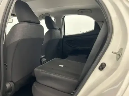 Photo 24 Toyota Yaris  Hybride 116h