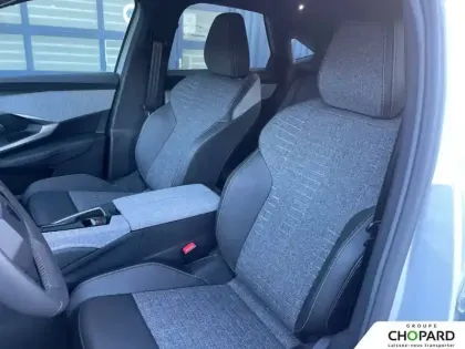 Photo 10 Peugeot 3008  Electrique 73 kWh 210 ch