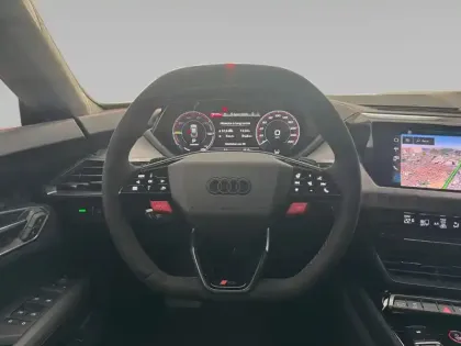 Photo 11 Audi E-tron RS  GT 843 ch quattro