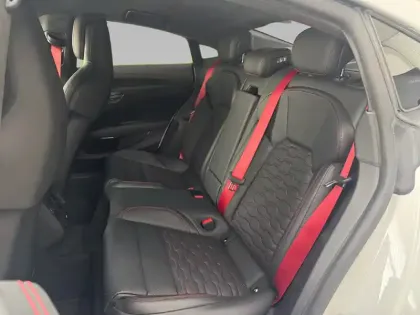 Photo 13 Audi E-tron RS  GT 843 ch quattro