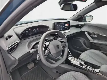 Photo 27 Peugeot 2008  Hybrid 145 e-DCS6