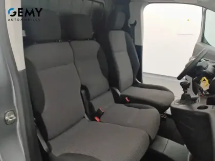 Photo 9 Peugeot Partner  FOURGON STANDARD 650 KG BLUEHDI 100 S&S BVM6