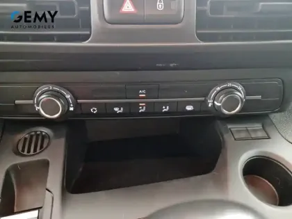 Photo 14 Peugeot Partner  FOURGON STANDARD 650 KG BLUEHDI 100 S&S BVM6