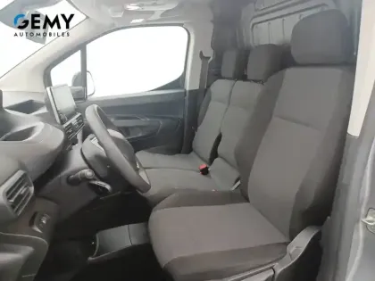 Photo 8 Peugeot Partner  FOURGON STANDARD 650 KG BLUEHDI 100 S&S BVM6