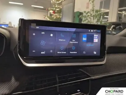 Photo 13 Peugeot 2008  Hybrid 145 e-DCS6