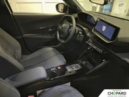 Photo 12 Peugeot 2008  Hybrid 145 e-DCS6