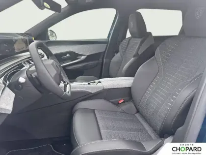 Photo 10 Peugeot 5008  Hybrid 145 ch e-DCS6