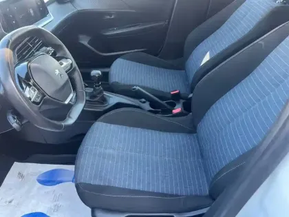 Photo 24 Peugeot 208  BLUEHDI 100 S&S BVM6