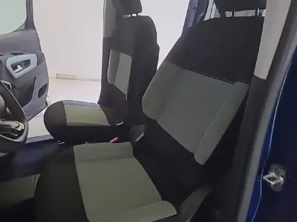 Photo 10 Citroën Berlingo  Taille XL BlueHDi 130 S&S BVM6