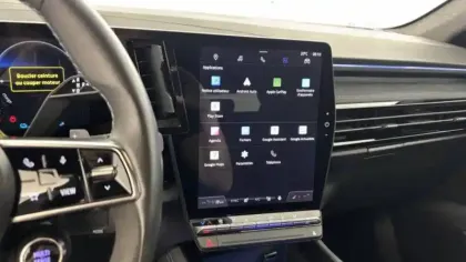 Photo 15 Renault Austral  E-Tech hybrid 200