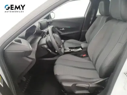 Photo 24 Peugeot 2008  PureTech 100 S&S BVM6