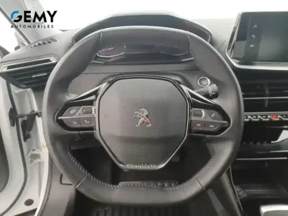 Photo 28 Peugeot 2008  PureTech 100 S&S BVM6