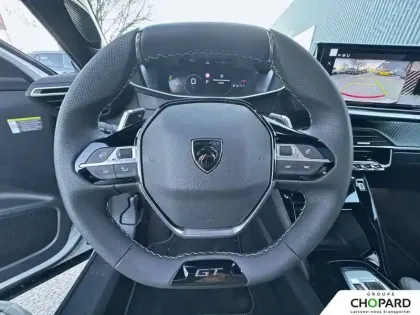 Photo 15 Peugeot 2008  Hybrid 145 e-DCS6