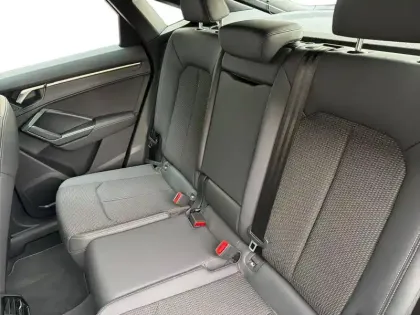 Photo 37 Audi Q3  Sportback 35 TFSI 150 ch S tronic 7