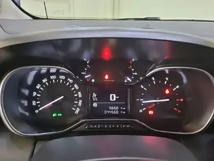 Photo 9 Citroën C3 Aircross  BlueHDi 110 S&S BVM6