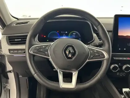 Photo 28 Renault Arkana  E-Tech 145 - 21B