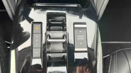 Photo 17 Citroën C4  Hybride 145 e-DCS6