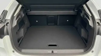 Photo 8 Citroën C4  Hybride 145 e-DCS6