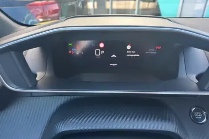 Photo 17 Peugeot 208  Hybrid 100 e-DCS6