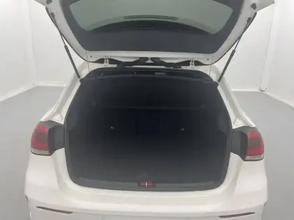 Photo 13 Mercedes Classe A  250 e 8G-DCT