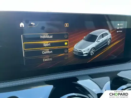 Photo 52 Mercedes Classe A  250 e 8G-DCT