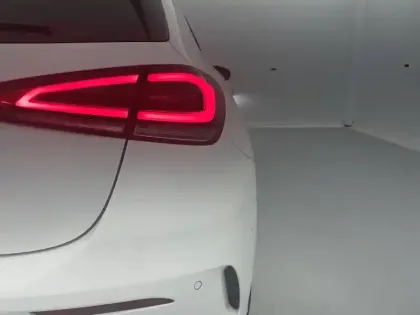 Photo 26 Mercedes Classe A  250 e 8G-DCT