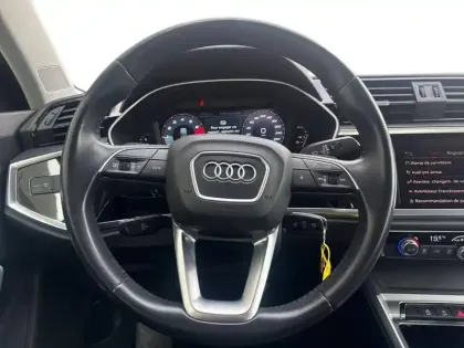 Photo 15 Audi Q3  35 TFSI 150 ch S tronic 7