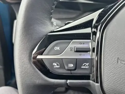 Photo 51 Peugeot 408  PureTech 130 ch S&S EAT8