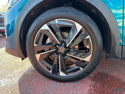 Photo 12 Peugeot 408  PureTech 130 ch S&S EAT8