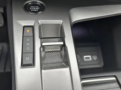 Photo 39 Peugeot 408  PureTech 130 ch S&S EAT8