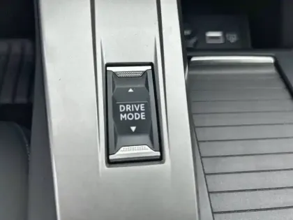 Photo 57 Peugeot 408  PureTech 130 ch S&S EAT8