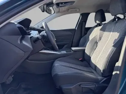 Photo 10 Peugeot 408  PureTech 130 ch S&S EAT8