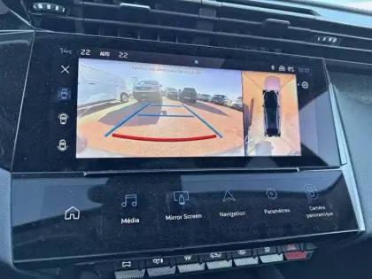 Photo 19 Peugeot 408  PureTech 130 ch S&S EAT8