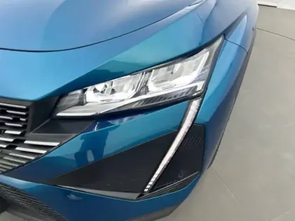 Photo 41 Peugeot 408  PureTech 130 ch S&S EAT8