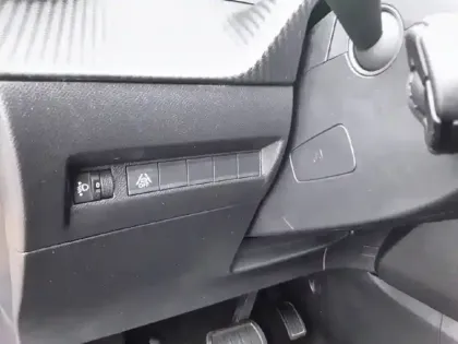 Photo 60 Peugeot 208  Electrique 50 kWh 136ch