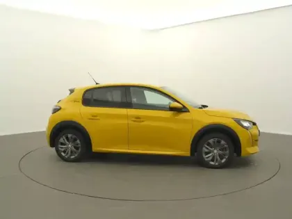 Photo 43 Peugeot 208  Electrique 50 kWh 136ch