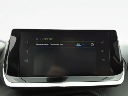 Photo 70 Peugeot 208  Electrique 50 kWh 136ch