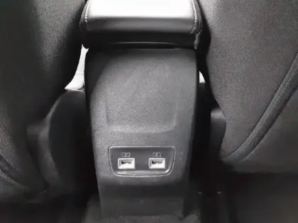 Photo 58 Peugeot 208  Electrique 50 kWh 136ch