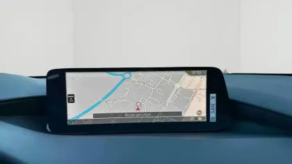 Photo 17 Mazda Mazda3  Berline 2.5L e-SKYACTIV-G M Hybrid 140 ch BVM6