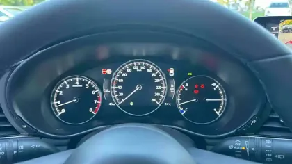 Photo 26 Mazda Mazda3  Berline 2.5L e-SKYACTIV-G M Hybrid 140 ch BVM6