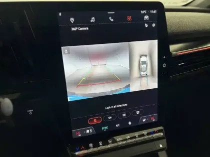 Photo 29 Renault Megane  E-Tech EV60 220 ch optimum charge