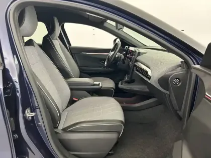 Photo 23 Renault Megane  E-Tech EV60 220 ch optimum charge