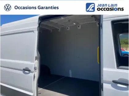 Photo 23 Volkswagen Crafter  VAN 35 L4H3 2.0 TDI 140 CH BVA