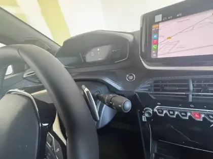 Photo 121 Peugeot 2008  Hybrid 145 e-DCS6