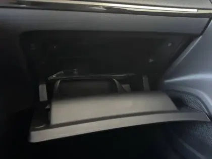 Photo 137 Peugeot 2008  Hybrid 145 e-DCS6