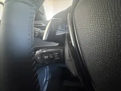 Photo 73 Peugeot 2008  Hybrid 145 e-DCS6