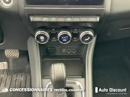 Photo 12 Renault Captur  TCe 155 EDC FAP Intens